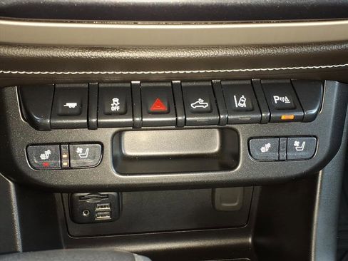 Certified 2021 GMC Canyon Denali image 26