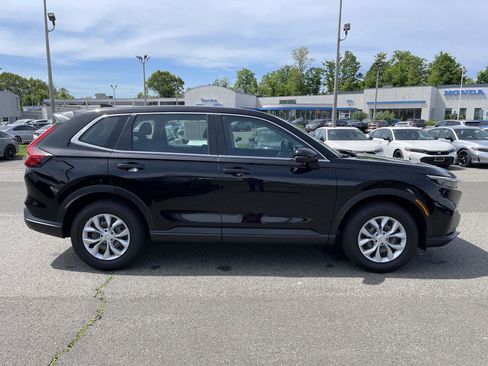 Used 2023 Honda CR-V LX image 19