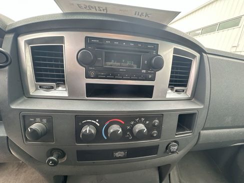 Used 2008 Dodge Ram 1500 Truck SLT image 13