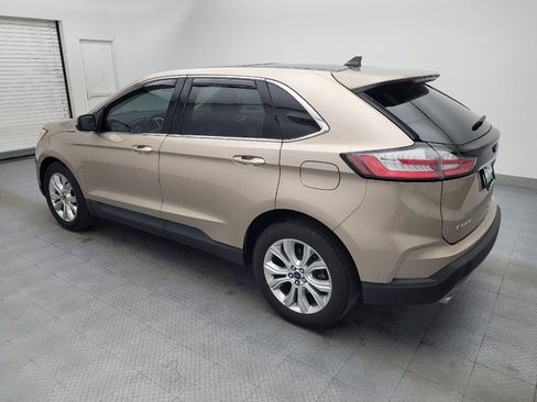Used 2020 Ford Edge Titanium w/ Equipment Group 301A FWD image 3