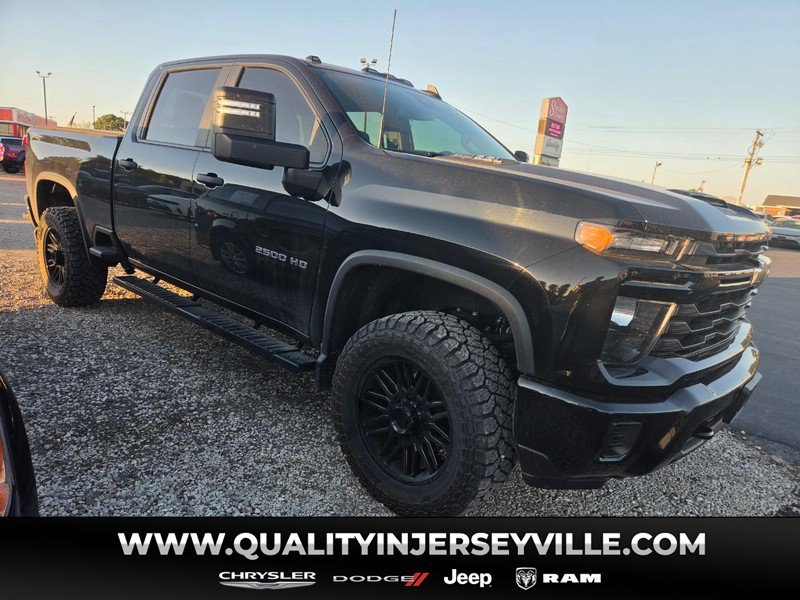 Used 2024 Chevrolet Silverado 2500 Custom w/ Custom Value Package AWD/4WD image 1