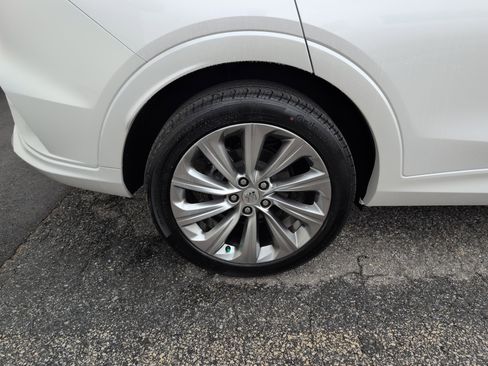 Used 2024 Buick Envista Avenir image 9