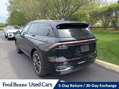 Used 2024 Lincoln Nautilus Reserve w/ Equipment Group 202A AWD/4WD image 4