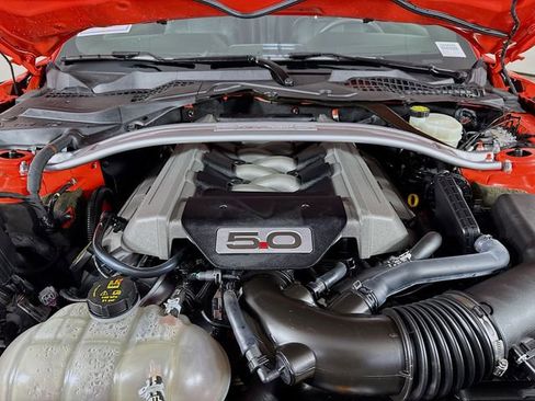 Used 2016 Ford Mustang GT Premium image 33