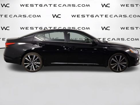 Used 2022 Nissan Altima 2.5 SR FWD image 45