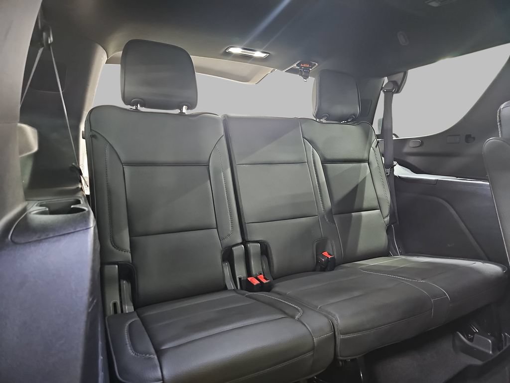 Certified 2021 GMC Yukon Denali w/ Denali Ultimate Package AWD/4WD image 15