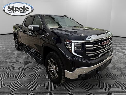 Certified 2025 GMC Sierra 1500 SLT w/ SLT Convenience Package RWD image 7