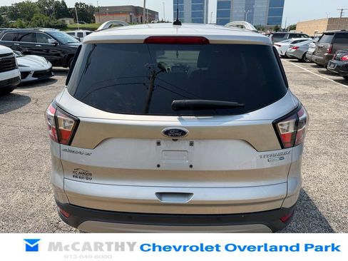 Used 2017 Ford Escape Titanium w/ Equipment Group 301A AWD/4WD image 4
