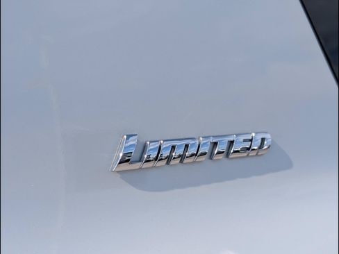 Used 2023 Toyota 4Runner Limited AWD/4WD image 22