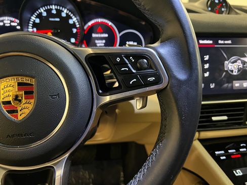 Used 2023 Porsche Cayenne Platinum Edition AWD/4WD image 14