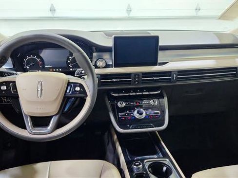 Used 2022 Lincoln Corsair AWD w/ Equipment Group 101A image 24
