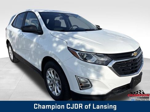 Used 2021 Chevrolet Equinox LS w/ LS Convenience Package FWD image 10