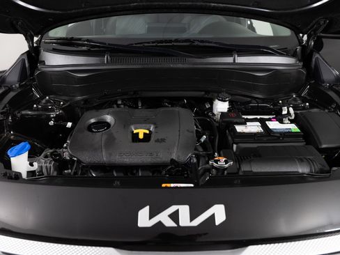 Used 2022 Kia Seltos LX AWD/4WD image 40