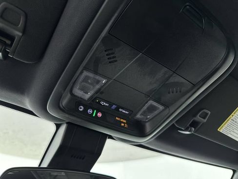 Used 2024 Chevrolet Equinox RS w/ LPO, Floor Liner Package FWD image 19