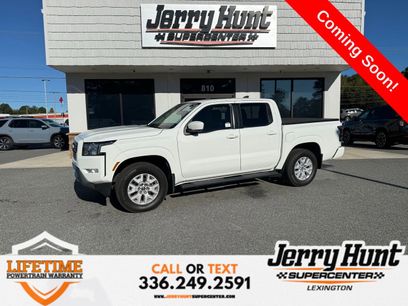 Used 2022 Nissan Frontier SV