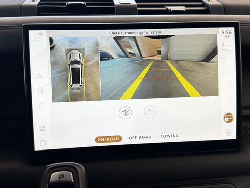 Used 2023 Land Rover Defender 130 X image 25