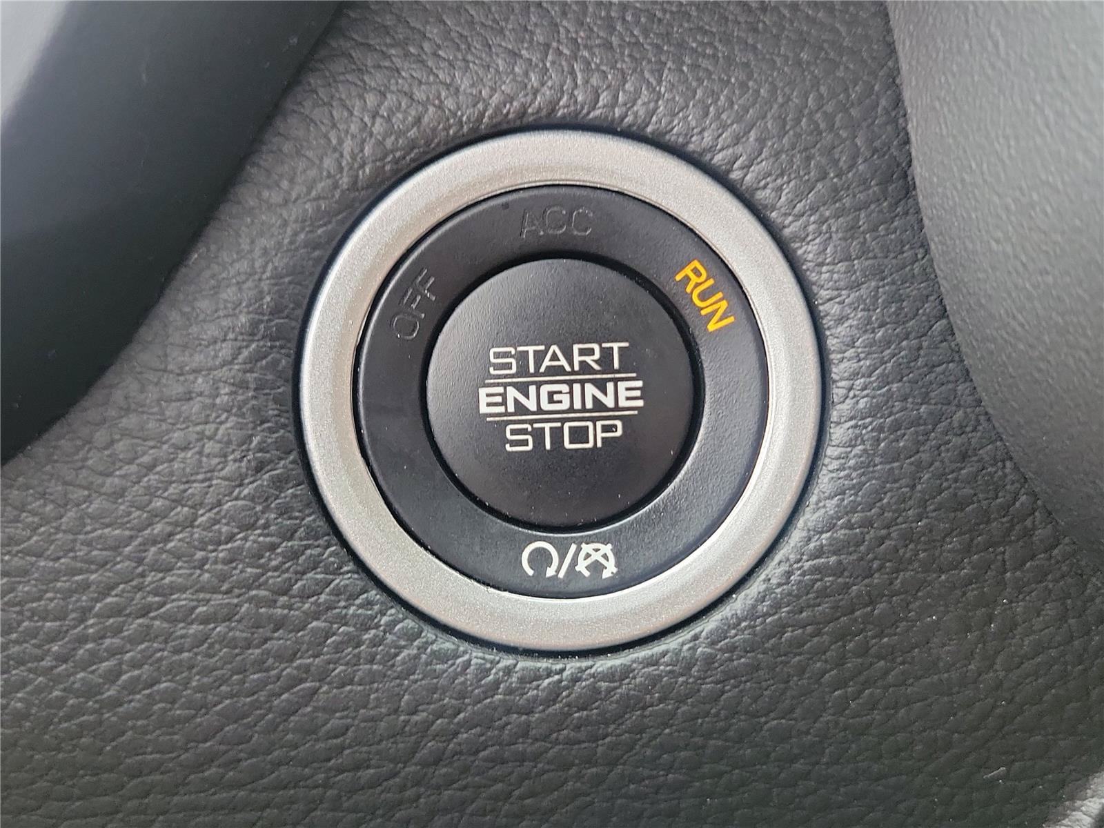 Used 2024 RAM 1500 Laramie AWD/4WD image 32