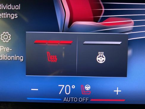 Certified 2024 BMW X5 xDrive40i w/ Premium Package image 20