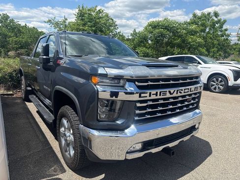 Used 2020 Chevrolet Silverado 2500 LTZ w/ LTZ Premium Package AWD/4WD image 6