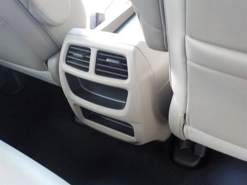 Used 2018 Honda Ridgeline RTL image 39