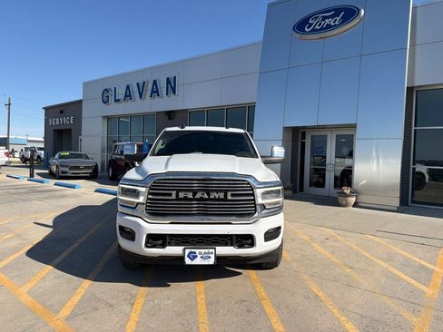 Used 2024 RAM 2500 Laramie AWD/4WD image 2