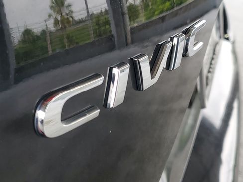 Used 2016 Honda Civic EX-L image 6