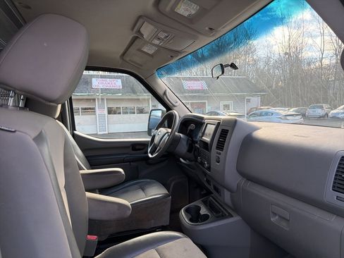 Used 2019 Nissan NV 3500 S image 15