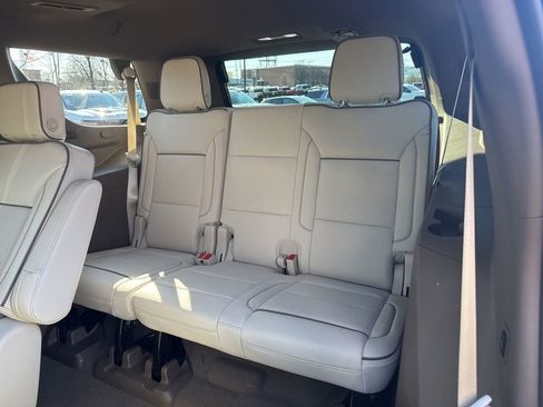 New 2026 GMC Yukon Denali w/ Sun & Power Step Package AWD/4WD image 12