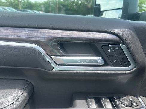 New 2026 Chevrolet Silverado 2500 LTZ w/ LTZ Plus Package AWD/4WD image 12