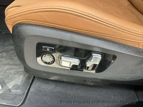 Used 2026 BMW X5 xDrive50e w/ M Sport Package AWD/4WD image 10