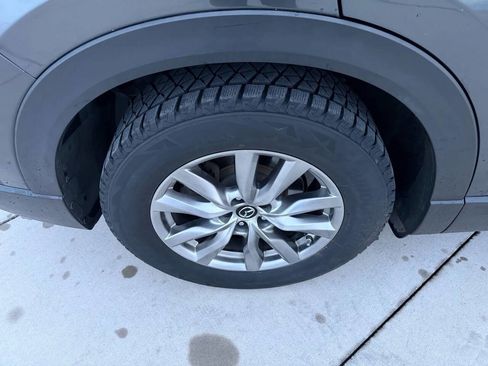 Used 2018 MAZDA CX-9 Touring w/ Touring Premium Package AWD/4WD image 11