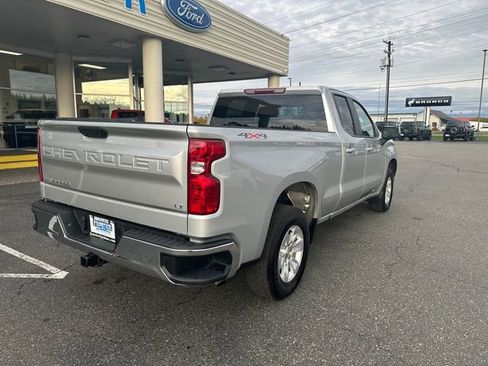Used 2022 Chevrolet Silverado 1500 LT image 3