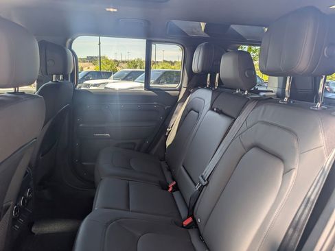 New 2026 Land Rover Defender 110 V8 AWD/4WD image 20