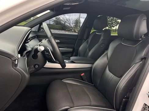 Used 2022 Genesis GV70 2.5T w/ Sport Prestige Package AWD/4WD image 14
