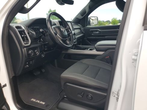 Used 2022 RAM 1500 Big Horn AWD/4WD image 18