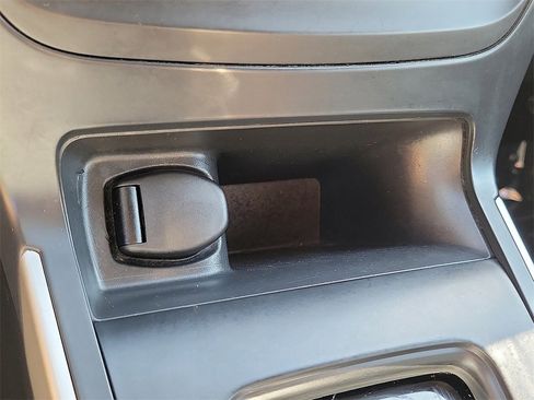 Used 2019 Nissan Sentra S w/ Appearance Package image 11