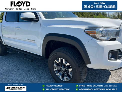 Used 2019 Toyota Tacoma TRD Off-Road image 37