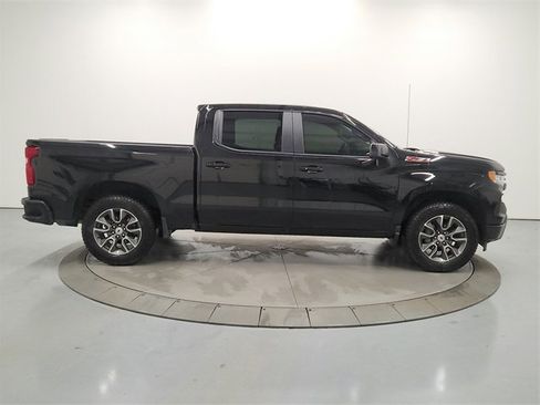 Used 2024 Chevrolet Silverado 1500 RST image 8