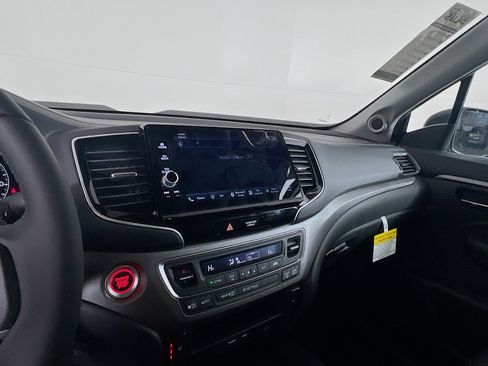 New 2026 Honda Ridgeline RTL image 9