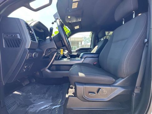 Used 2017 Ford F150 XLT w/ Equipment Group 302A Luxury AWD/4WD image 14