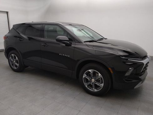 Used 2025 Chevrolet Blazer LT AWD/4WD image 11