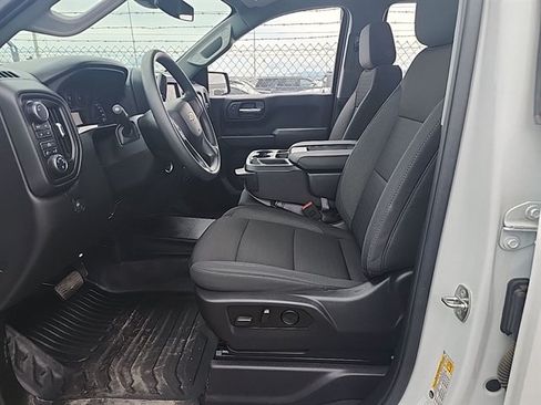 Used 2024 Chevrolet Silverado 1500 W/T w/ Z71 Off-Road Package AWD/4WD image 5