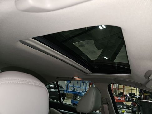 Used 2019 INFINITI Q50 Sport image 19