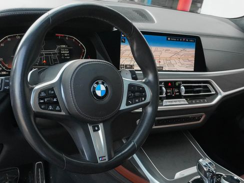 Used 2020 BMW X7 xDrive40i w/ M Sport Package AWD/4WD image 8