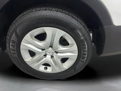 Used 2014 Toyota RAV4 LE AWD/4WD image 32