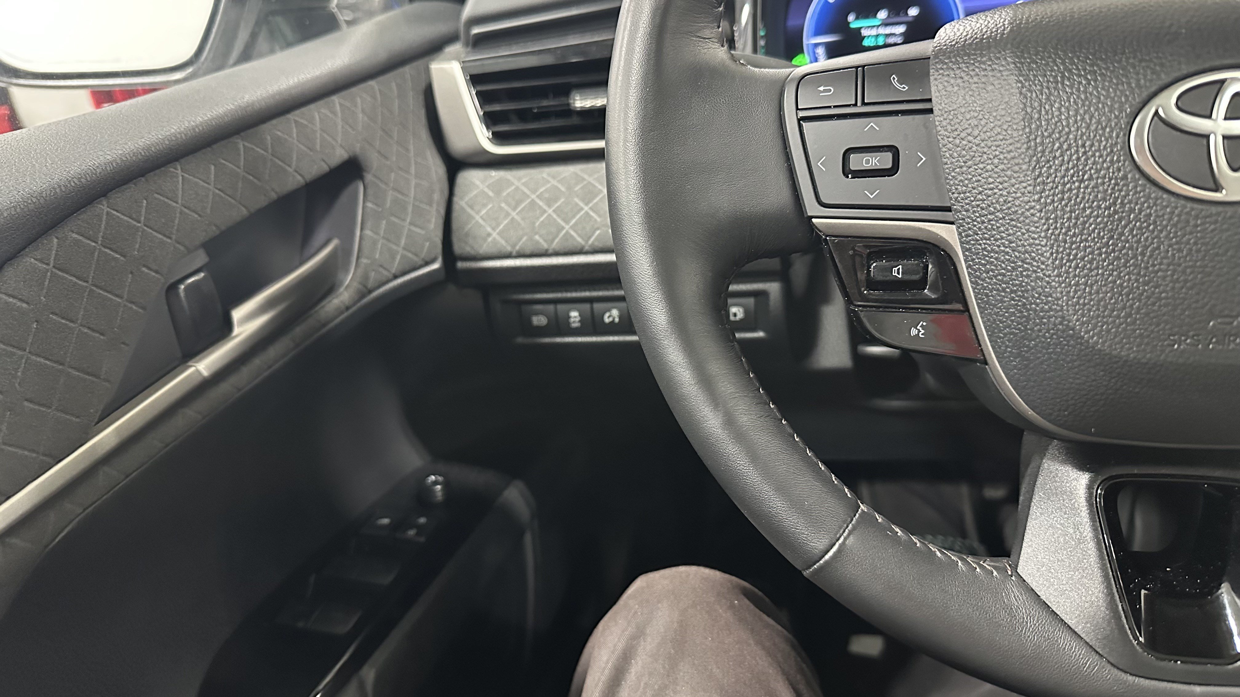 Used 2026 Toyota Camry XLE FWD image 20