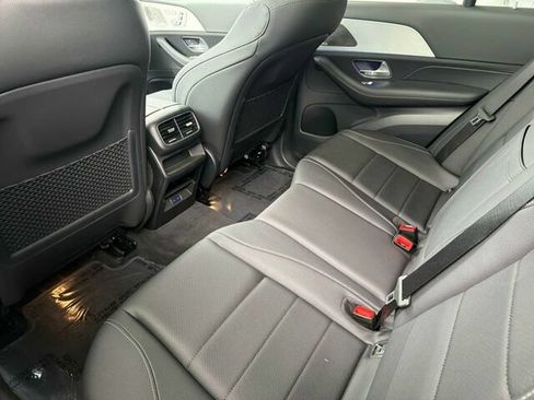 Certified 2025 Mercedes-Benz GLE 450 4MATIC image 15