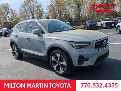 Used 2025 Volvo XC40 B5 Plus w/ Protection Package Premier