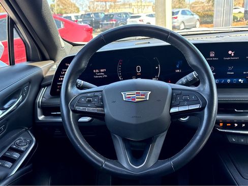 Certified 2024 Cadillac XT4 Premium Luxury image 21