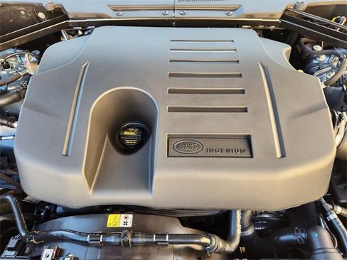 New 2026 Land Rover Defender 110 X-Dynamic SE image 21